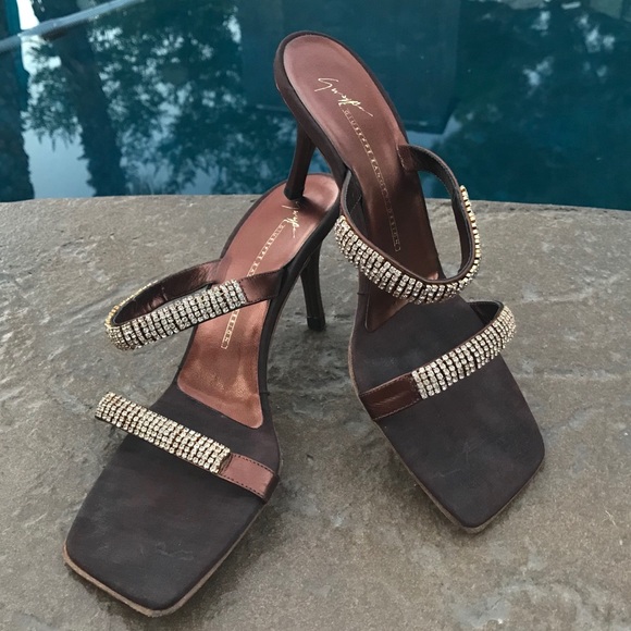 Giuseppe Zanotti Swarovski Embellished Sandals (Host Pick) - Picture 2 of 8